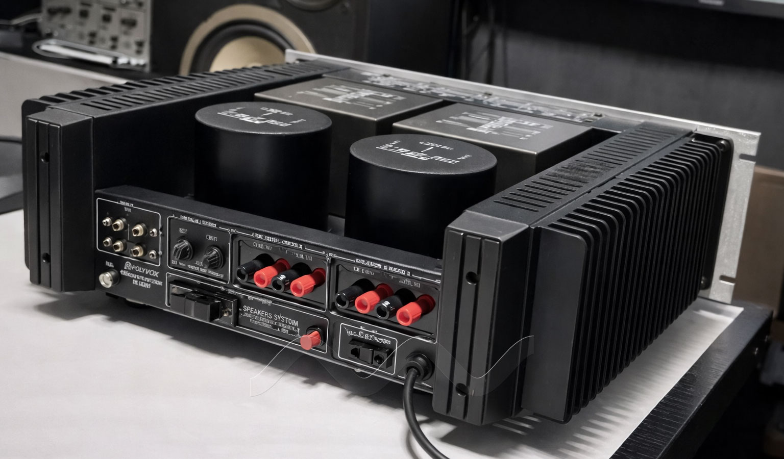 Audio World - Amplificador de Potencia PM-5000-Polivox