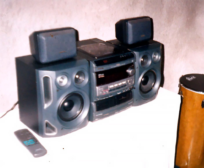 Mini System Aiwa - Elisandro | Studiotoss